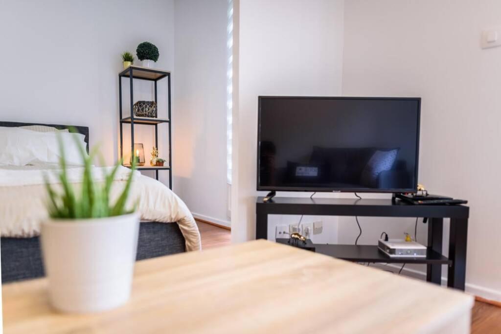 Apartment Cosy Avec Terrasse A 10min Disney-shopping Vallee Bailly-Romainvilliers